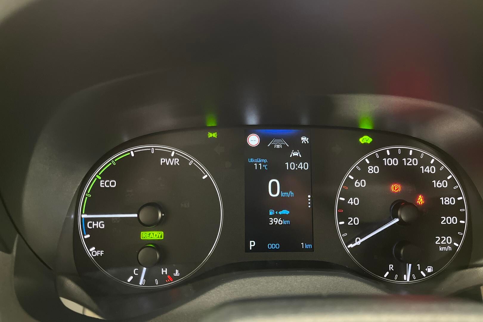 Toyota Yaris iso kuva 13