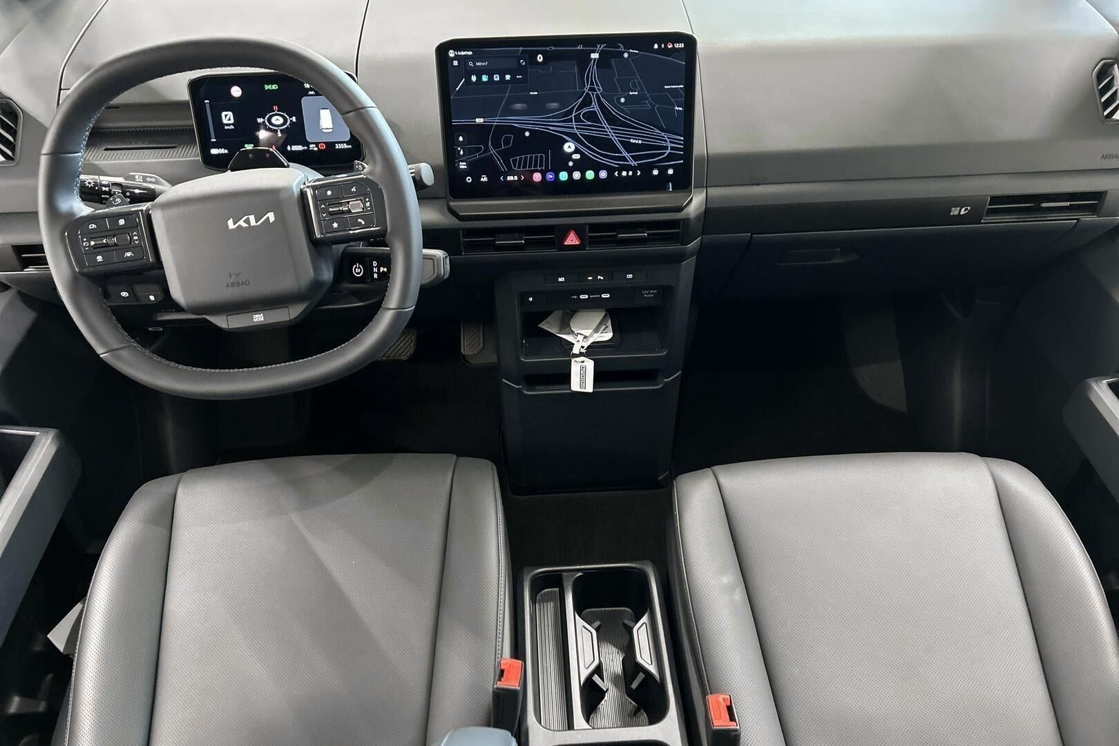 KIA PV5 iso kuva 10