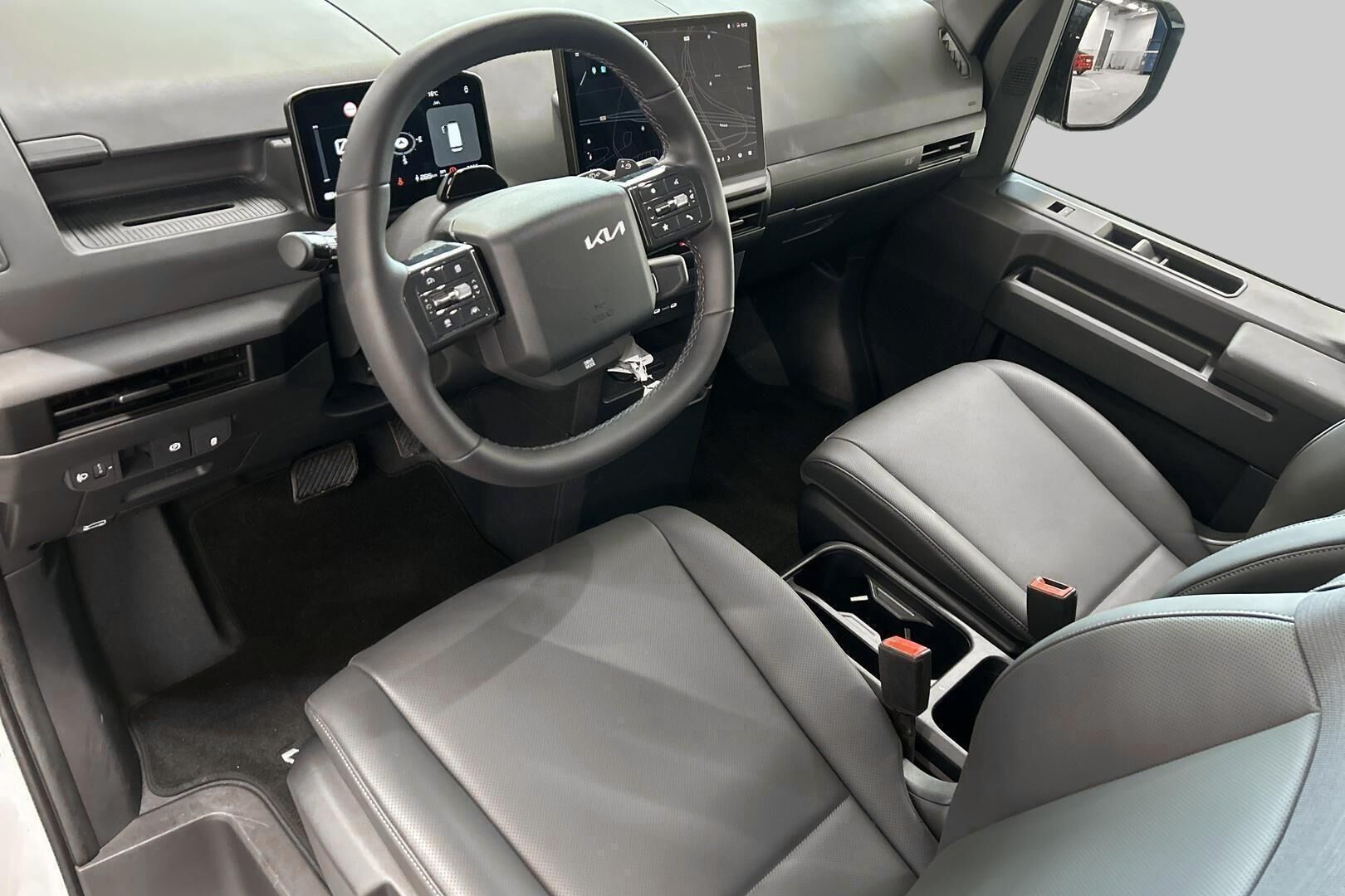 KIA PV5 iso kuva 8