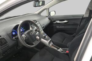 Toyota Auris esikatselu 9